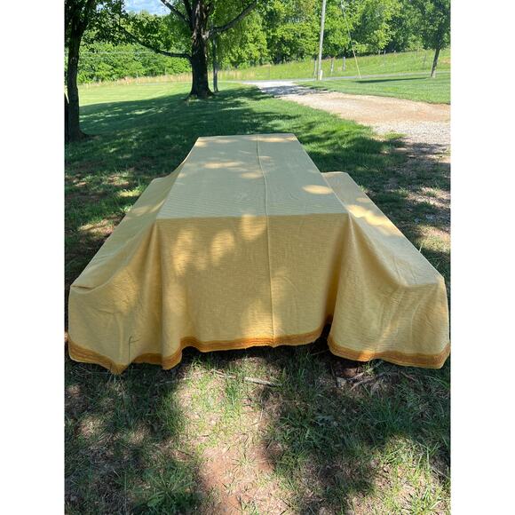 Vtg Morgan-Jones Bedspread Coverlet Full Goldenrod Yellow Lightweight Farmhouse - Picture 2 of 11